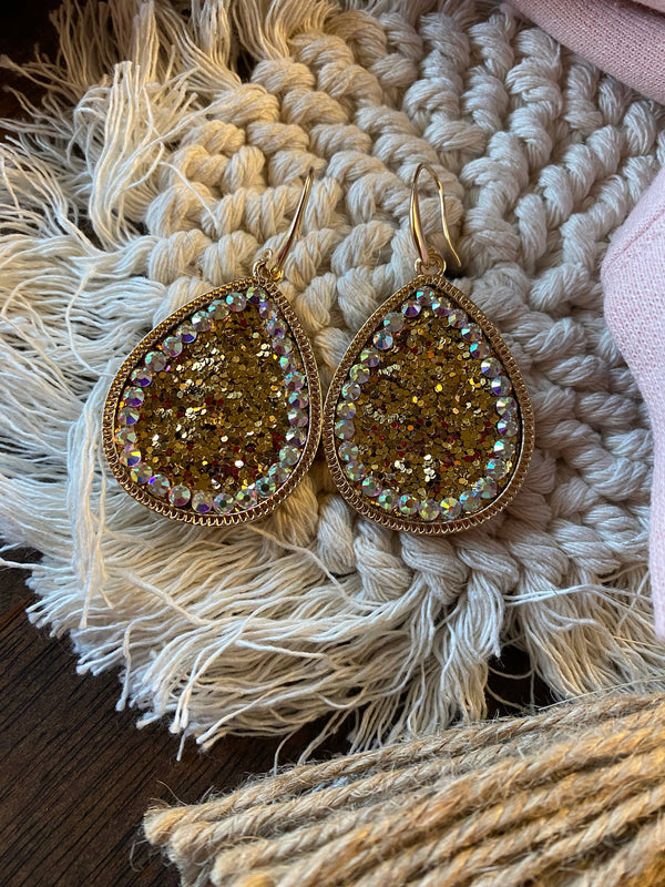 Betty- Sparkling Dangle Earrings